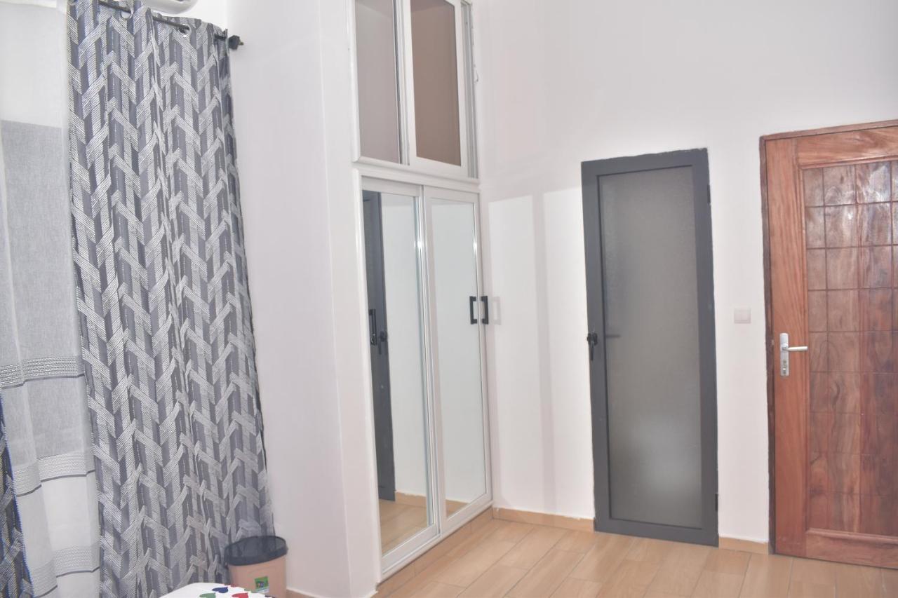Residence Bellevue Sito Aiport- Lomé Dış mekan fotoğraf